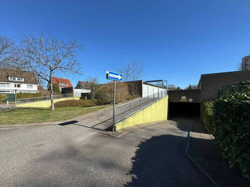 Einfahrt Garagenhof - 