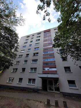 Hausansicht - Kreativer Malermeister gesucht - 599,00 EUR Kaltmiete, ca.  67,80 m² Wohnfläche