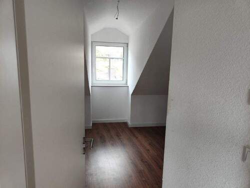 Bild 1 - 4 Zimmer Etagenwohnung zur Miete in Dasburg