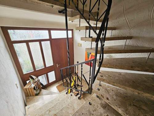 Treppenhaus - 1 Zimmer Einfamilienhaus in Allmendingen