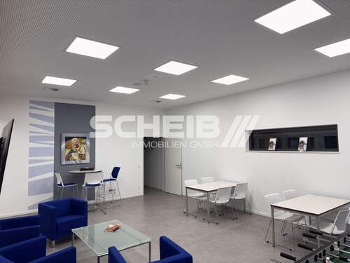 schönes Großraumbüro - 