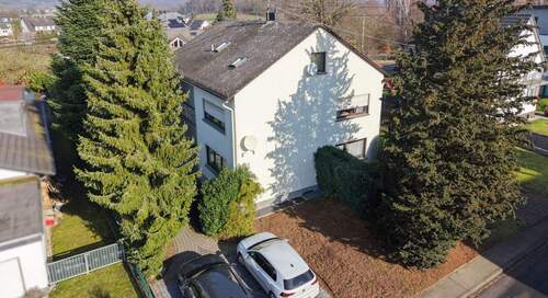 Ansicht Hofbereich - 6 Zimmer Mehrfamilienhaus, Wohnhaus in Wallmerod