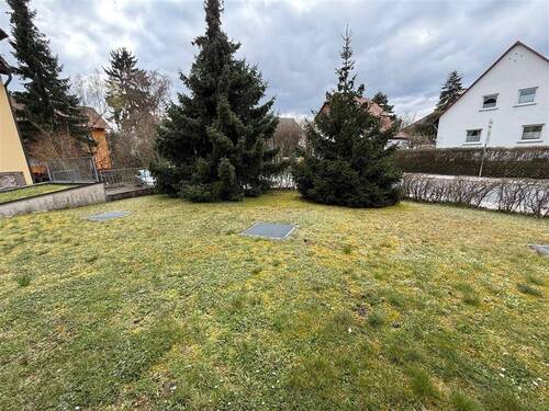 Blick von der Terrasse - 3 Zimmer Etagenwohnung in Altdorf b. Nürnberg