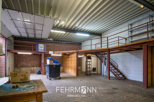 Lagerhalle - 