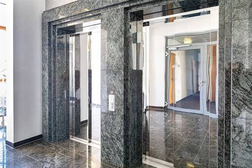 WS64-Aufzugsportale klein - Büro in Düsseldorf