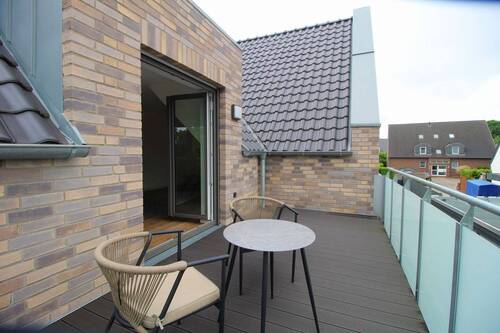 Balkon Ansicht - 4 Zimmer Etagenwohnung in Stuhr