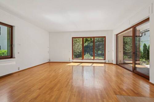 Wohnzimmer EG (2) - 5 Zimmer Einfamilienhaus in Berlin
