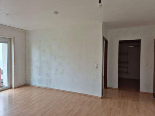 Wohnzimmer - 2 Zimmer Etagenwohnung in Bobenheim-Roxheim