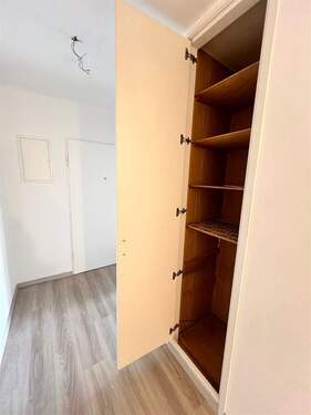 mit Einbauschrank - 