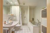Badezimmer in der ersten Ebene - 