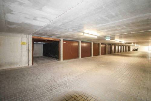 Garage - 