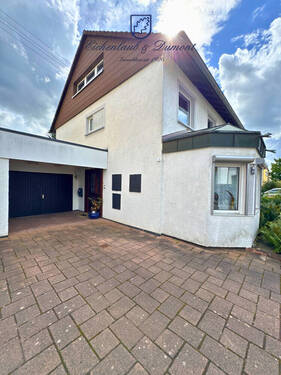 Seitenansicht - 6 Zimmer Einfamilienhaus in Saarbrücken / Klarenthal