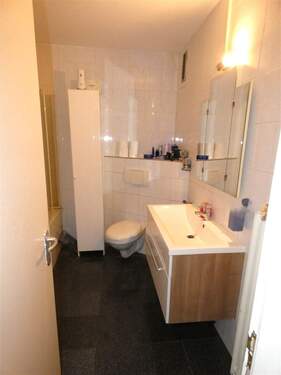 Wannen-Badezimmer - 