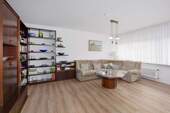Wohnzimmer - 4 Zimmer Etagenwohnung zur Miete in Pforzheim / Sonnenberg