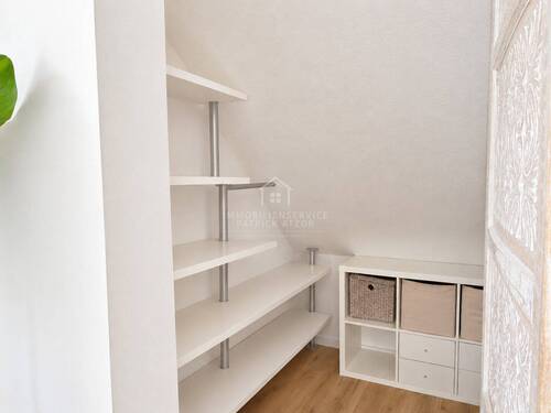 Dachgeschoss Schlafzimmer Kleiderschrank - 