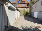 Garage mit Rollladen - 
