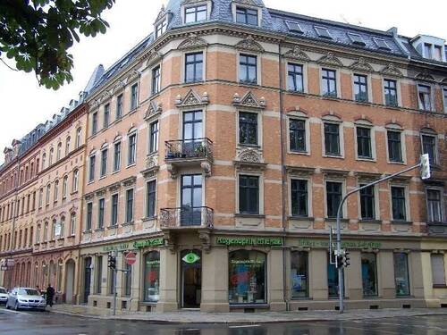 Hausansicht - 3,5 Raumwohnung mit neuem Bad - 705,00 EUR Kaltmiete, ca.  103,90 m² Wohnfläche