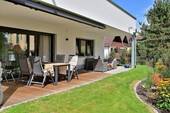 Sonnenterrasse - Exklusive Gartenwohnung 112 m², lichterfülltes Wohnen mit 3 Zimmer und 2 TG Stellplätzen und vielen Extras, fast wie Erstbezug