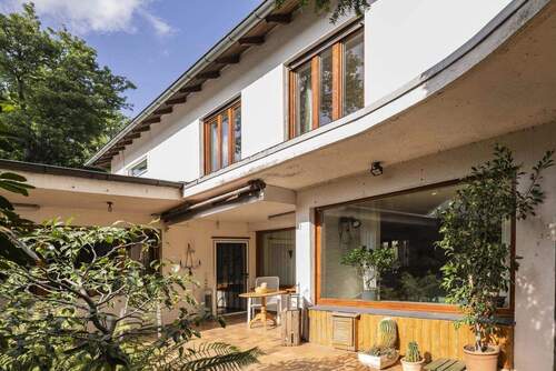 Zugang vom Garten - Einfamilienhaus mit 260,00 m&sup2; in Fränkisch-Crumbach zum Kaufen