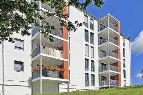 Gartenansicht Nordflügel - 3 Zimmer Etagenwohnung zur Miete in Kronach