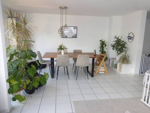 Wohnen, Blick 3 - 2 Zimmer Etagenwohnung in Schwaig bei Nürnberg