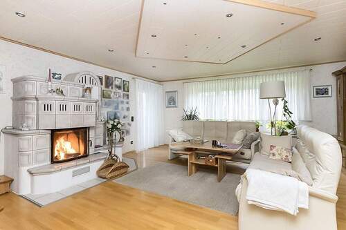 Detailbild - 6 Zimmer Mehrfamilienhaus, Wohnhaus zum Kaufen in Winterlingen