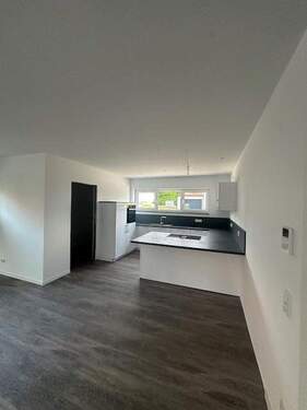 Küche und Abstellraum - 3 Zimmer Etagenwohnung in Holzappel