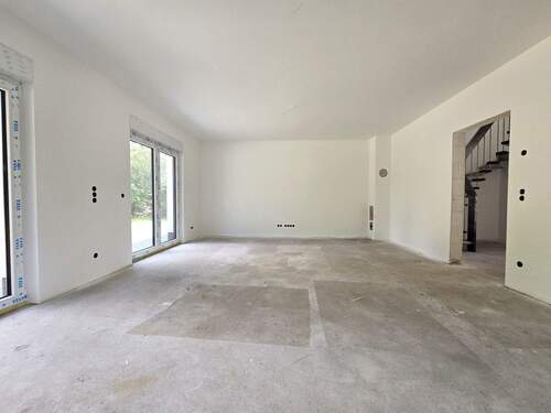 Wohnen - 4 Zimmer Doppelhaushälfte zum Kaufen in Werneuchen