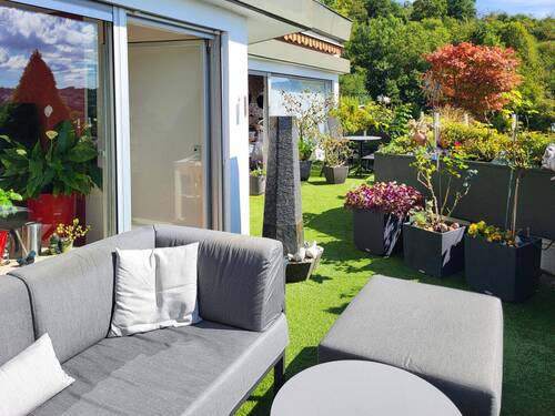 Terrasse mit Rheinpanorama - 