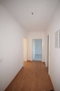 Flur - 2 Zimmer Etagenwohnung zur Miete in Döbeln