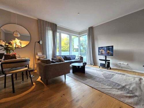 Wohnzimmer - 2 Zimmer Etagenwohnung zum Kaufen in Norderstedt