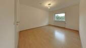 Zimmer 2 - 