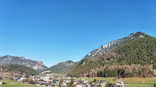 Blick gen Norden (Drohnenaufnahme) - Einfamilienhaus mit 245,00 m&sup2; in Bischofswiesen zum Kaufen