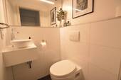 Erdgeschoss-Gäste-WC - 