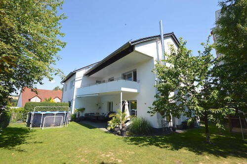 Hausansicht Gartenseite - 1 Zimmer Mehrfamilienhaus, Wohnhaus zum Kaufen in Taunusstein-Wehen