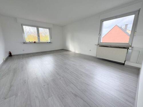 Wohnzimmer - 2,5 Zimmerwohnung mit Balkon in Weitmar-Mark