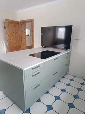 Küchenzeile mit Herd - 