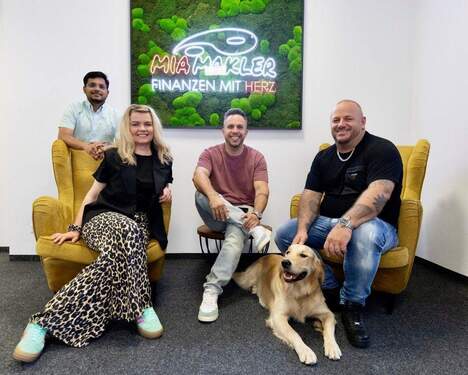 Teambild_ganzfinal - Mehrfamilienhaus, Wohnhaus mit 377,50 m&sup2; in Philippsburg zum Kaufen