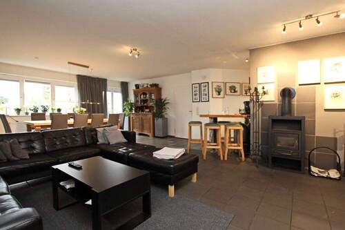 Wohnzimmer 2 - 9 Zimmer Mehrfamilienhaus, Wohnhaus in Hamburg - Bergstedt