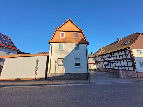 20260225_161421.jpg - 7 Zimmer Mehrfamilienhaus, Wohnhaus in Philippsthal