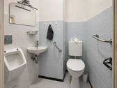 Gäste-WC im Erdgeschoss - 