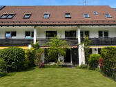 Aussenansicht - Gartenseite - Großzügiges Reihenmittelhaus mit Südgarten: 6 Zimmer, Balkon & Hobbyraum in Baldham