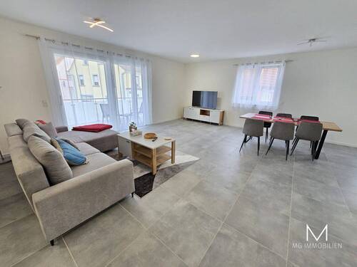 Wohn- und Esszimmer - 