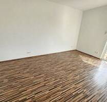 Renovierte 2 Zimmer Wohnung mit 2 Balkonen inkl. schönem Neckarblick und Einbauküche - Neckarsteinach