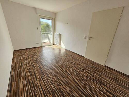 Wohnzimmer - 2 Zimmer Etagenwohnung zur Miete in Neckarsteinach
