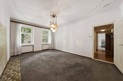 Zimmer 1 - 2 Zimmer Etagenwohnung in Berlin