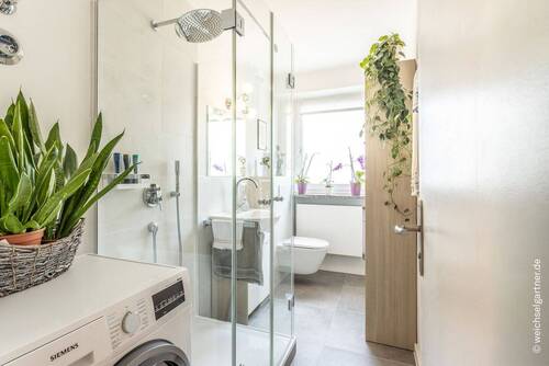 2024 saniertes Badezimmer - 
