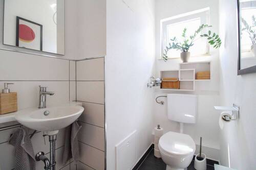 WC - 