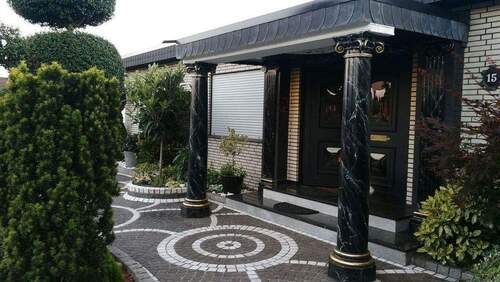 Bild 1 - ? Traumhaus - 330 m². Ein Traum geht in Erfüllung.