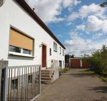 Zweifamilienhaus in kinderfreundlicher Lage - Mehlingen